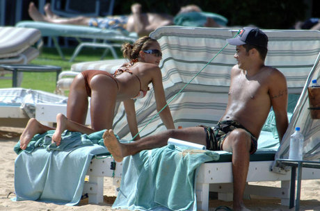 太めのブロンドオンリーファンズ セクシーヌード ギャラリー