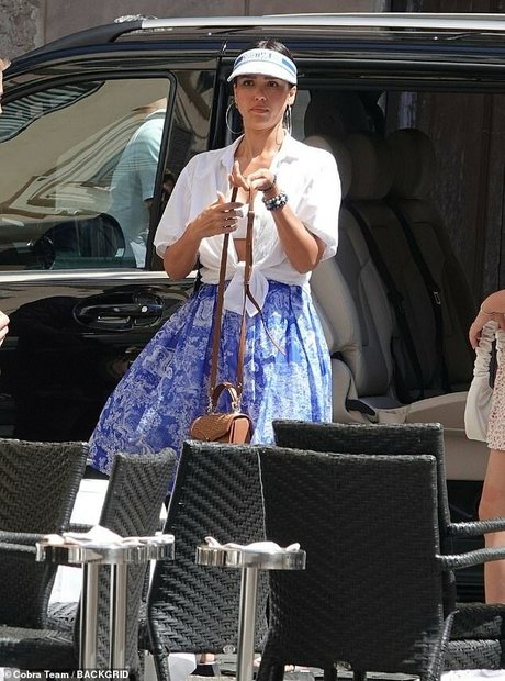 巨乳ティーンオンリーファンズ ホットヌード ギャラリー