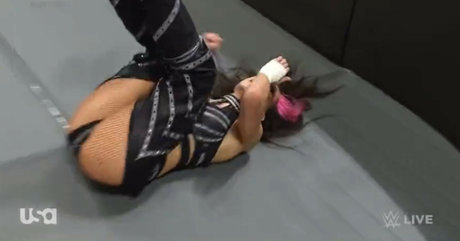 痩せたティーンのオンリーファンズ ホット裸 写真