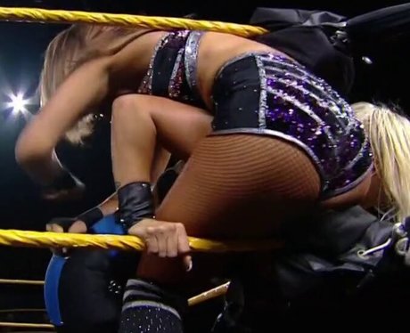 BBW TS オンリーファンズ 美しいヌード 写真