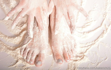 ぽっちゃり黒人OnlyFans ヌード 写真