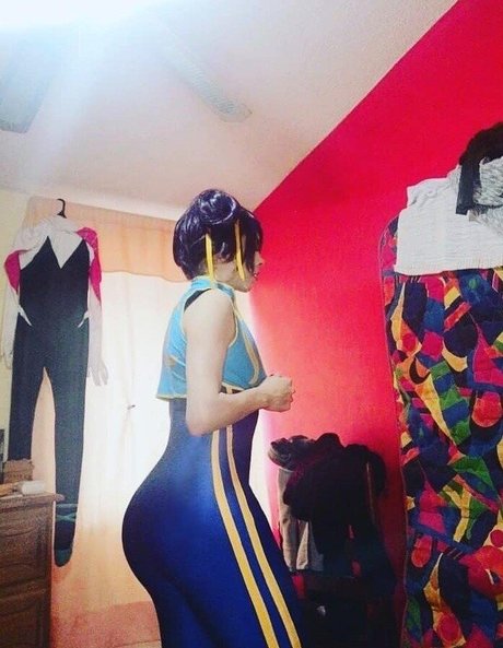 POVエボニーオンリーファンズ エロチック 画像