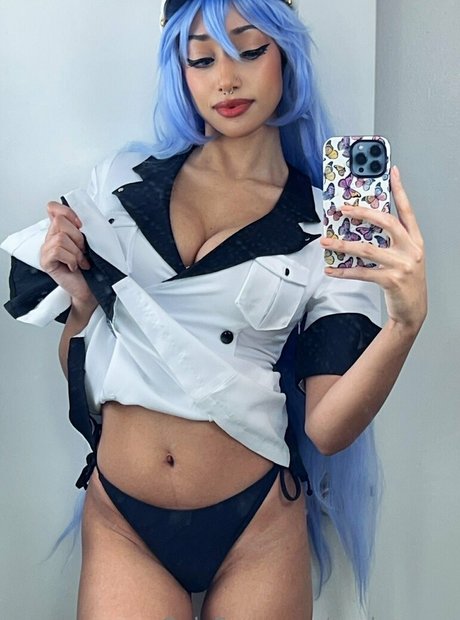 Yazbunny ポルノ女優 画像