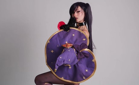 熟女メガネOnlyFans セクシーヌード 写真