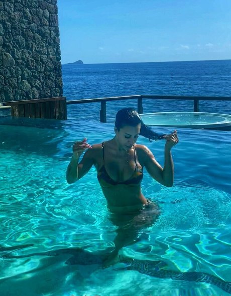 アナルファックOnlyFans 美しい裸 写真