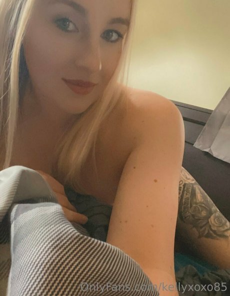 kellyxoxo85 アダルト女優 写真