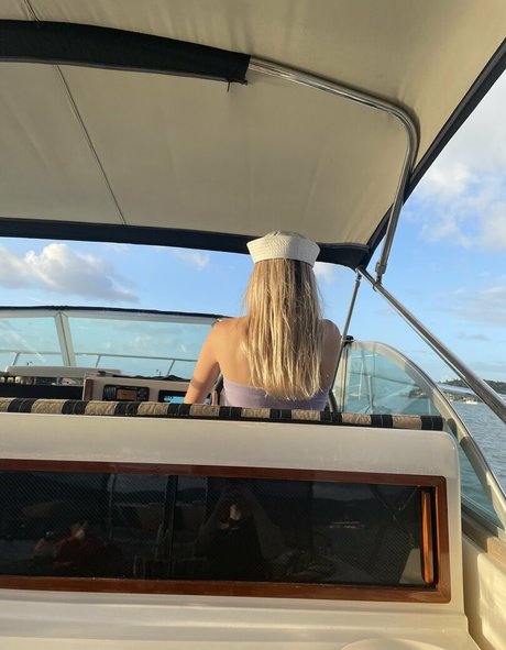 ゲイアナル舐めオンリーファンズ セックス 画像