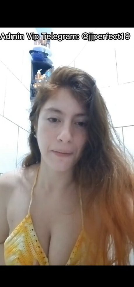 Lives Privadas Facecast ヌードスター 画像