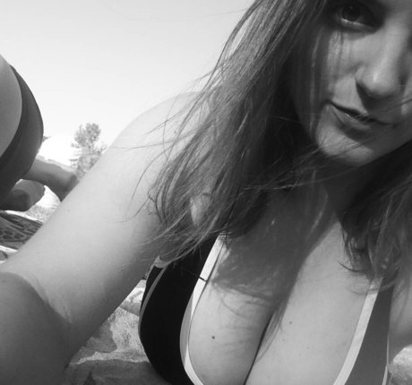 silvi silvilein 高品質のポルノスター ギャラリー