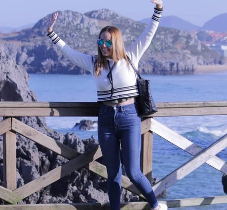 Donna Meliina ポルノモデル 画像