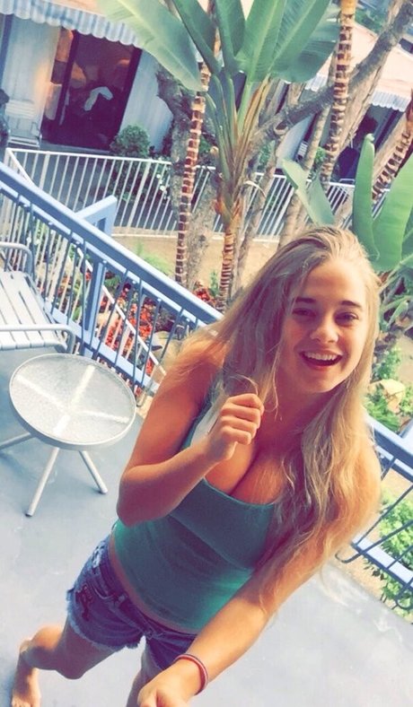 ソロオンリーファンズ 無料 写真