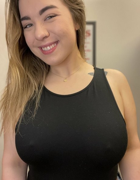 毛深いアジア人オンリーファンズ 無料アダルト 画像