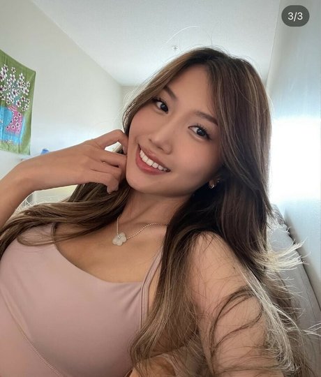 clararline ホットなスター 画像