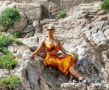 Andy Allo スター xxx 写真