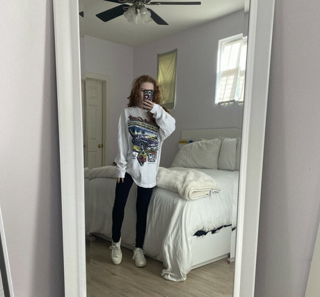 毛深いアジア人オンリーファンズ えろた 写真