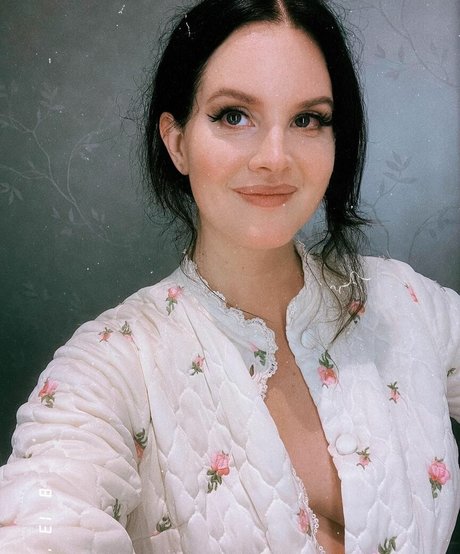 巨根オンリーファンズ えろ 写真