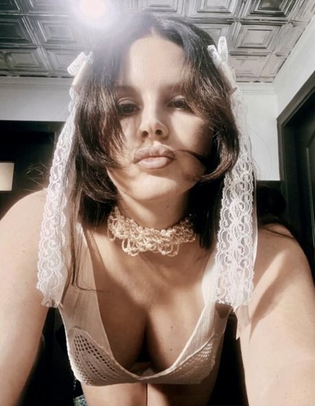 赤毛のソロOnlyFans ホットヌード ギャラリー