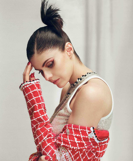 Alexandra Daddario セックス女優 写真