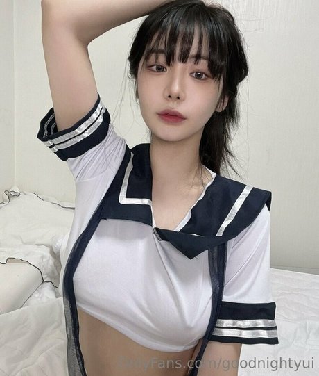 アジア人 BBC オンリーファンズ ヌード 写真