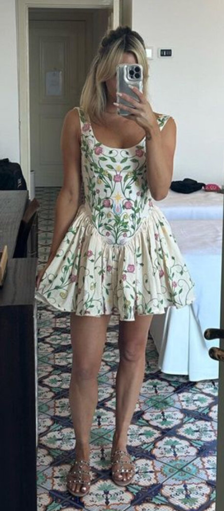 Ashley Roberts セクシーなスター 画像