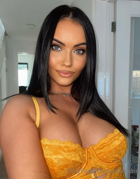 Chloe Baine ポルノスター 画像