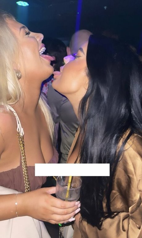 ゲイアナルOnlyFans ヌード 写真