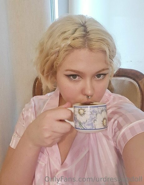 dramatic dumpster free セクシーモデル 写真