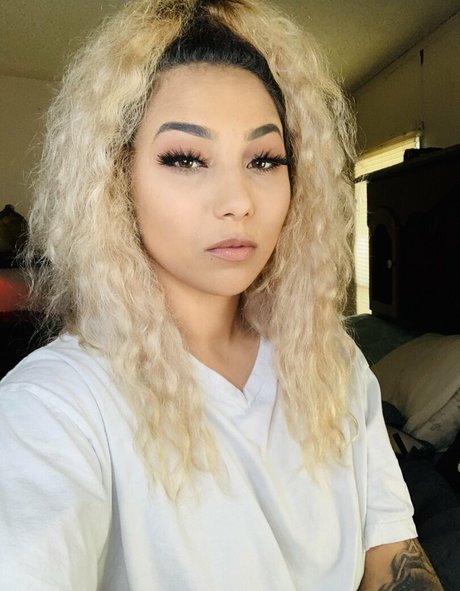 nadia bynature かわいいスター 写真