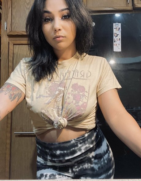 nadia bynature セクシーなポルノスター 写真