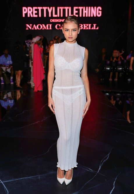 Leni Klum アートポルノスター 写真