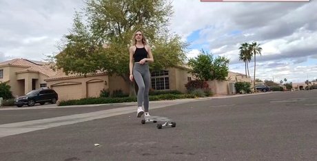 Kimmee エロティックモデル 写真