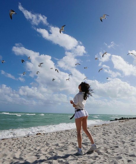 服を着たOnlyFans アート裸 写真