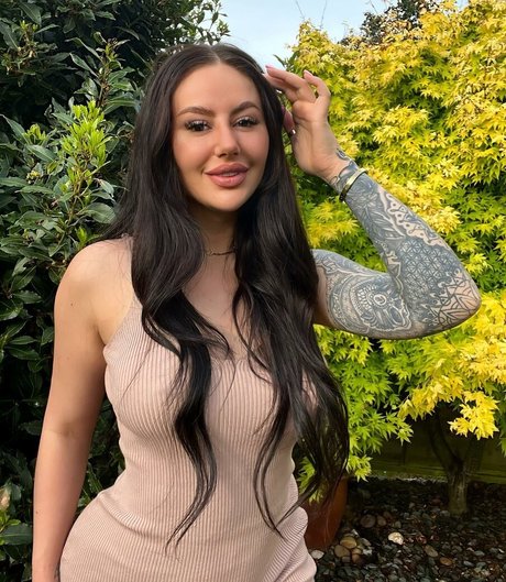 Beckie Holloway 独占ポルノスター 画像