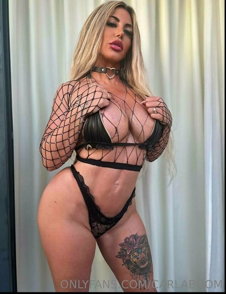 オルタナティブガールズオンリーファンズ アダルト 写真