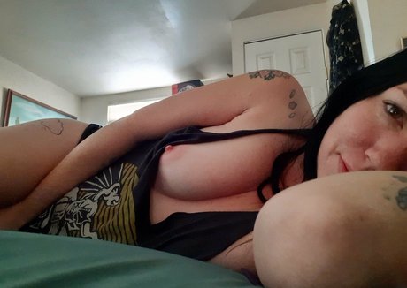 mmmeghanxx ポルノスター ホット 画像