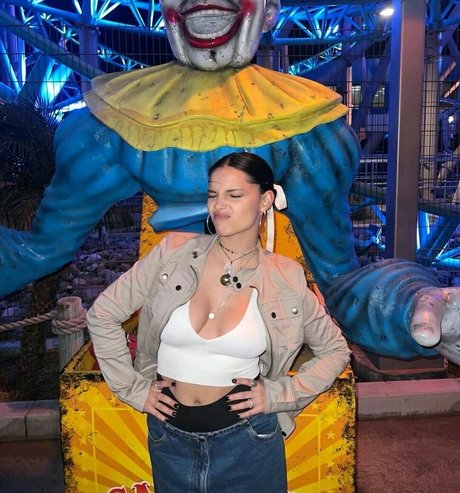 Inde Navarrette アダルトスター 写真