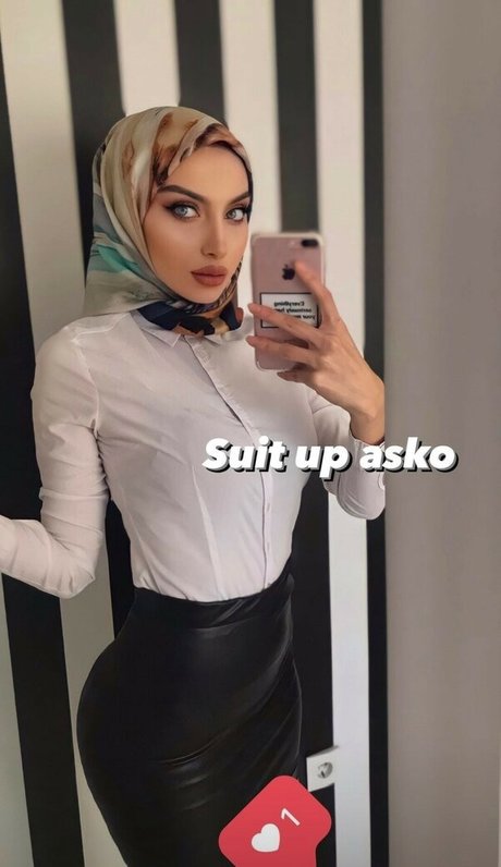 sariikubraa ポルノスター xxx 写真