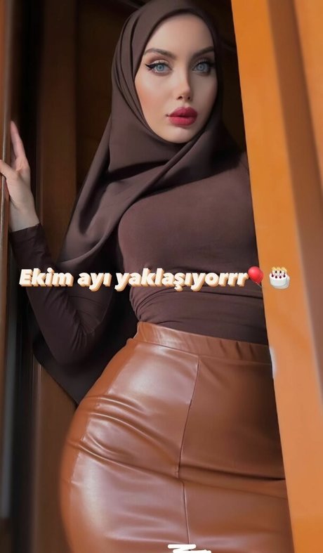 sariikubraa ポルノスター アート 画像