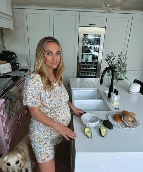 脱衣OnlyFans ポルノグラフィック 画像