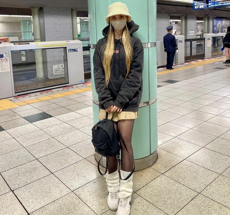 Fasffy ポルノスター 可愛い アーカイブ