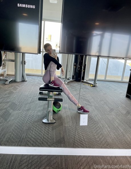 Fasffy ポルノスター 素敵 画像