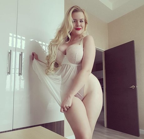 厚いアナルOnlyFans ホットセクシー 画像