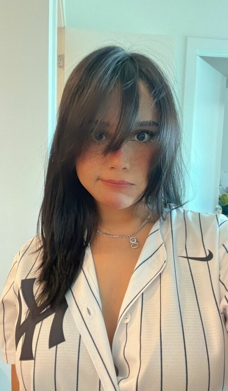 Neekolul ポルノスター アート 画像