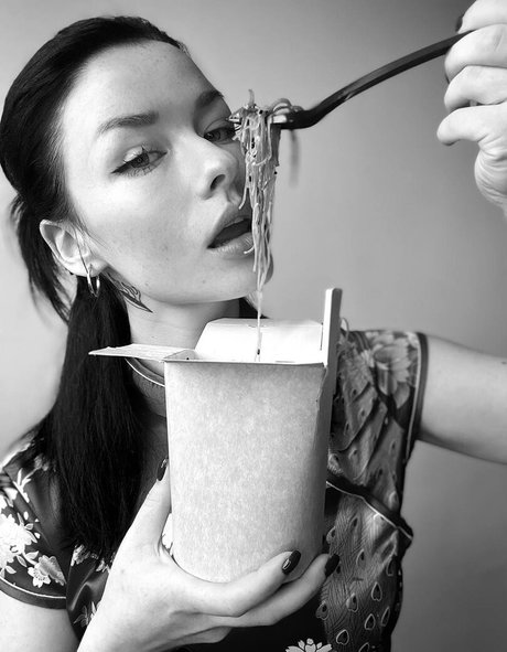 ゲイランジェリーOnlyFans アートxxx 画像