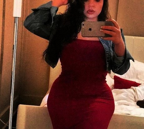 黒人フェムボーイオンリーファンズ ホットセクシー 写真