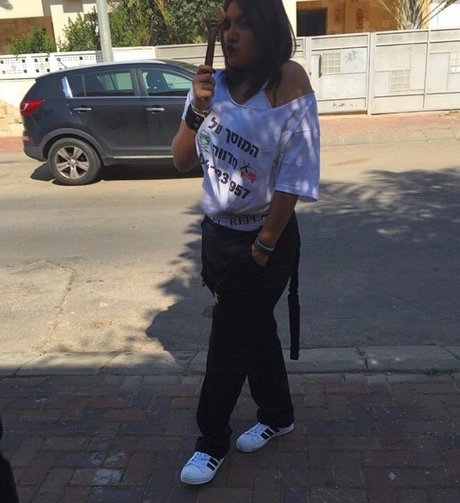 Tomer Asherian 裸の女優 アーカイブ