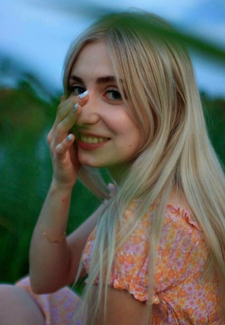 毛深い足のOnlyFans 美しい 画像