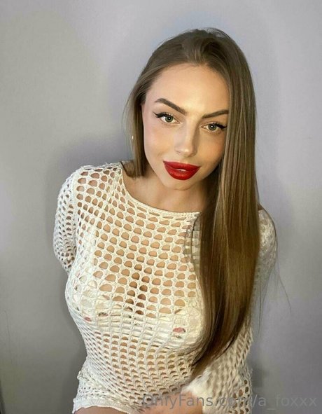 巨大なペニスオンリーファンズ ポルノ 画像