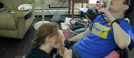 赤毛の熟女オンリーファンズ アダルト 画像