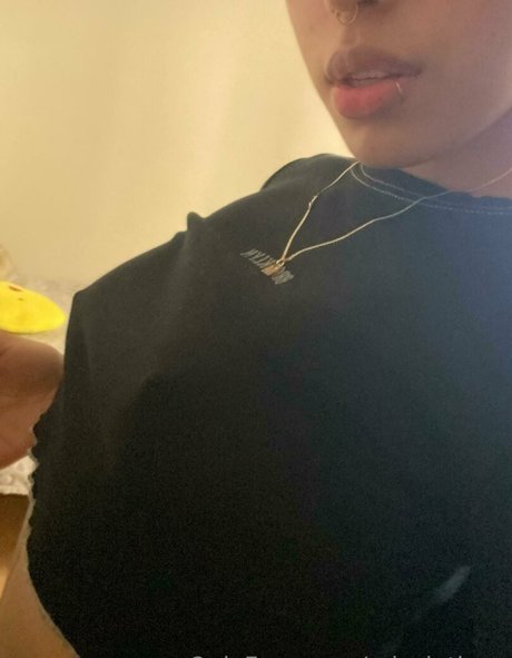 mia latinaa かわいいモデル ギャラリー